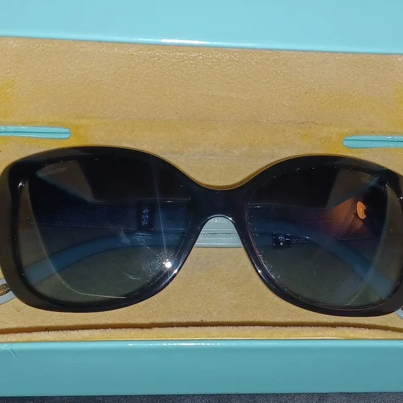 Tiffany & Co. | Accessories | Tiffany Co Black Polarized  display picture 1